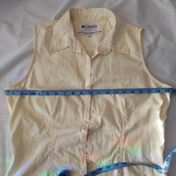 Columbia sleeveless button top - Picture 5 of 7